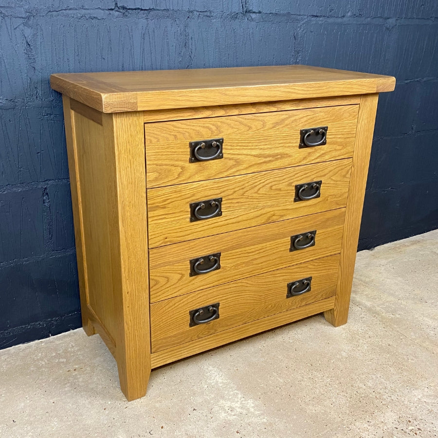 Country Oak Chest of Drawers - 4 Drawers