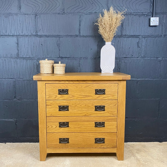 Country Oak Chest of Drawers - 4 Drawers