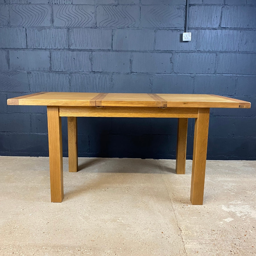 Country Oak Extending Dining Table