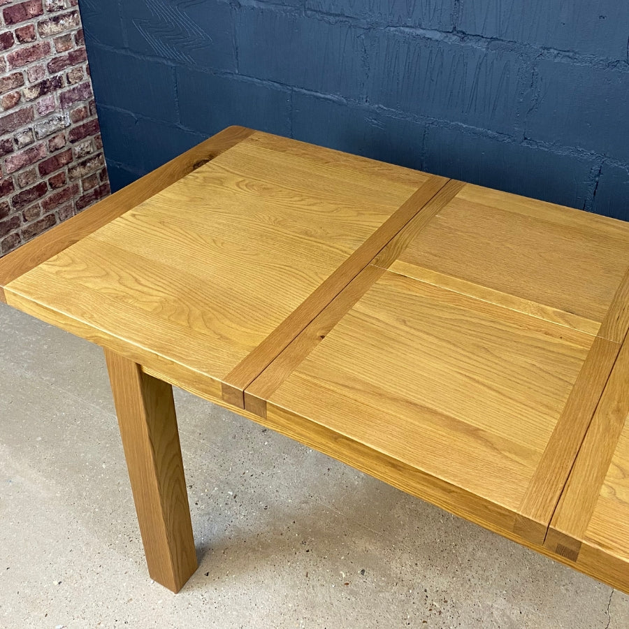 Country Oak Extending Dining Table