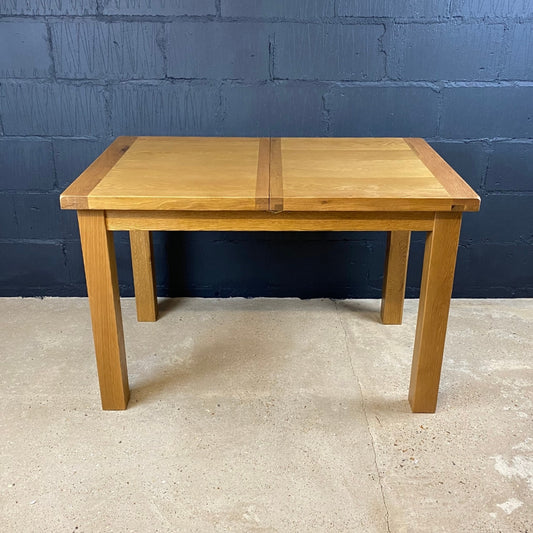 Country Oak Extending Dining Table