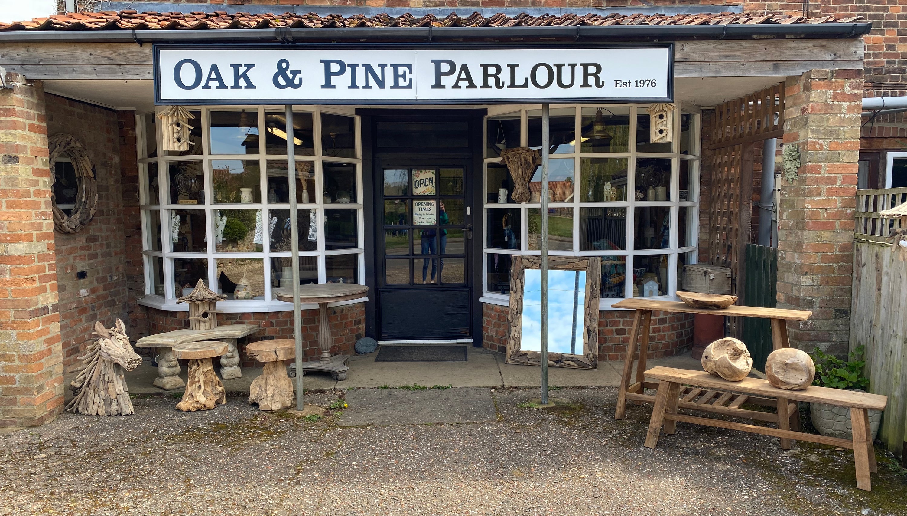 Oak & Pine Parlour Solid Wood Furniture